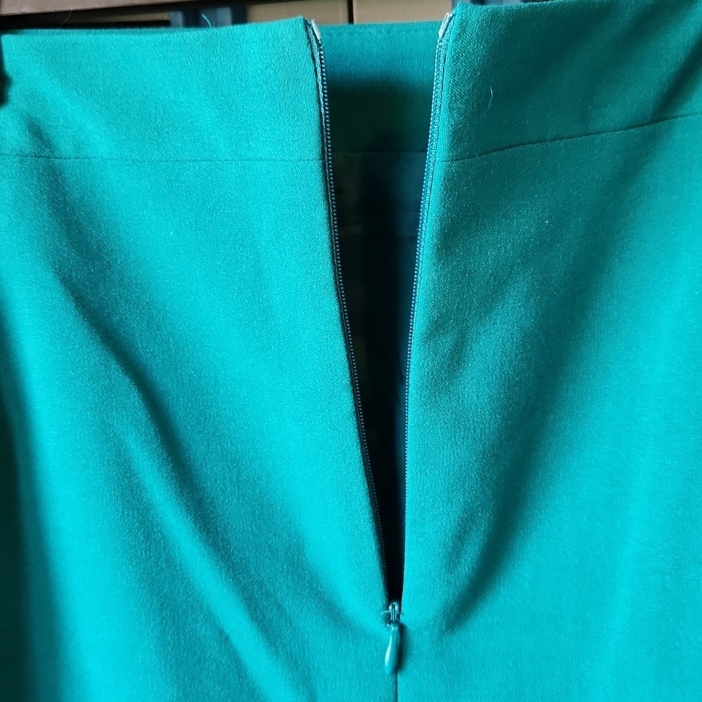 Dressbarn Teal Pencil Skirt - Picture 9 of 10